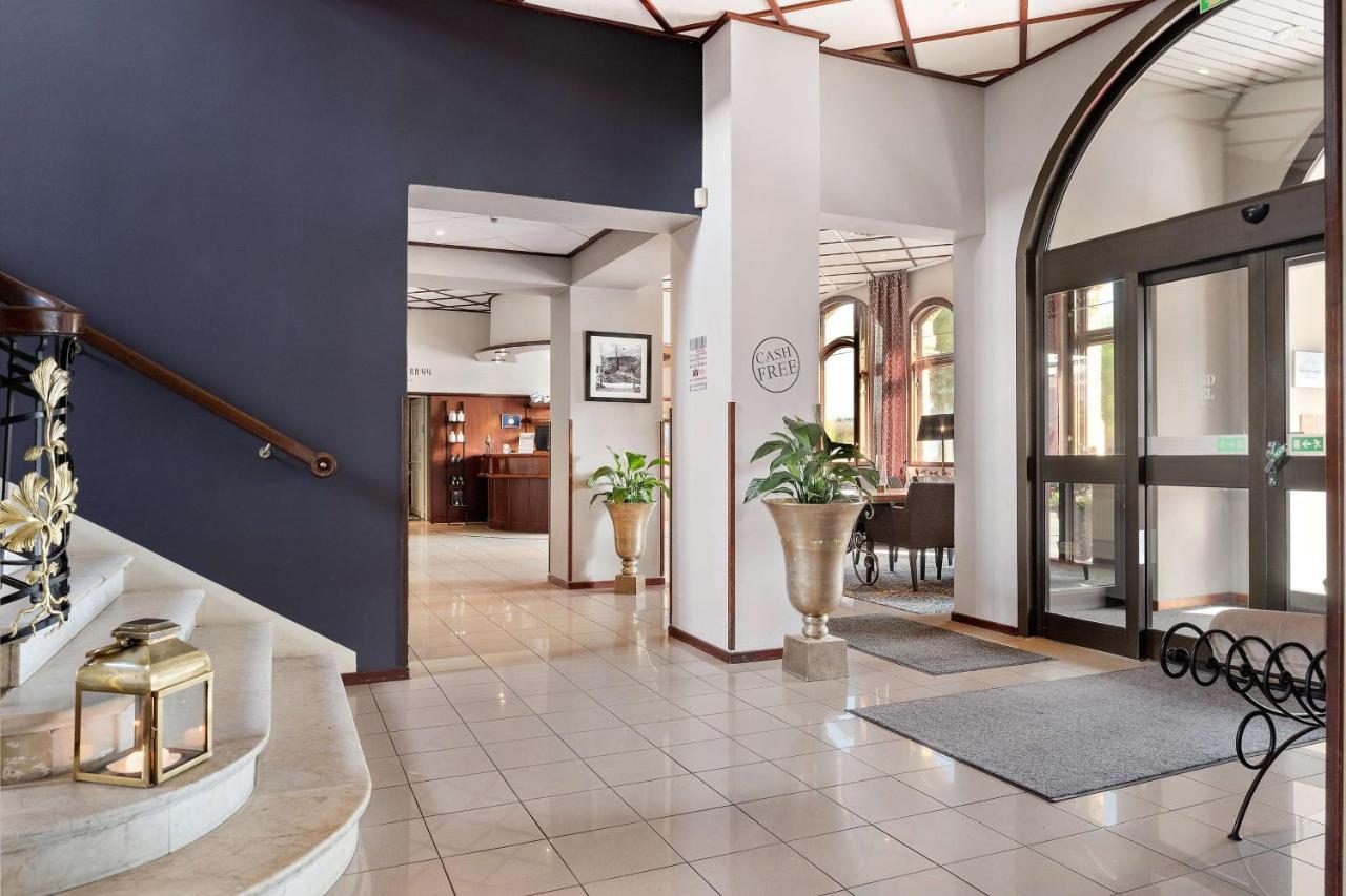 Western Grand Hotel 4*