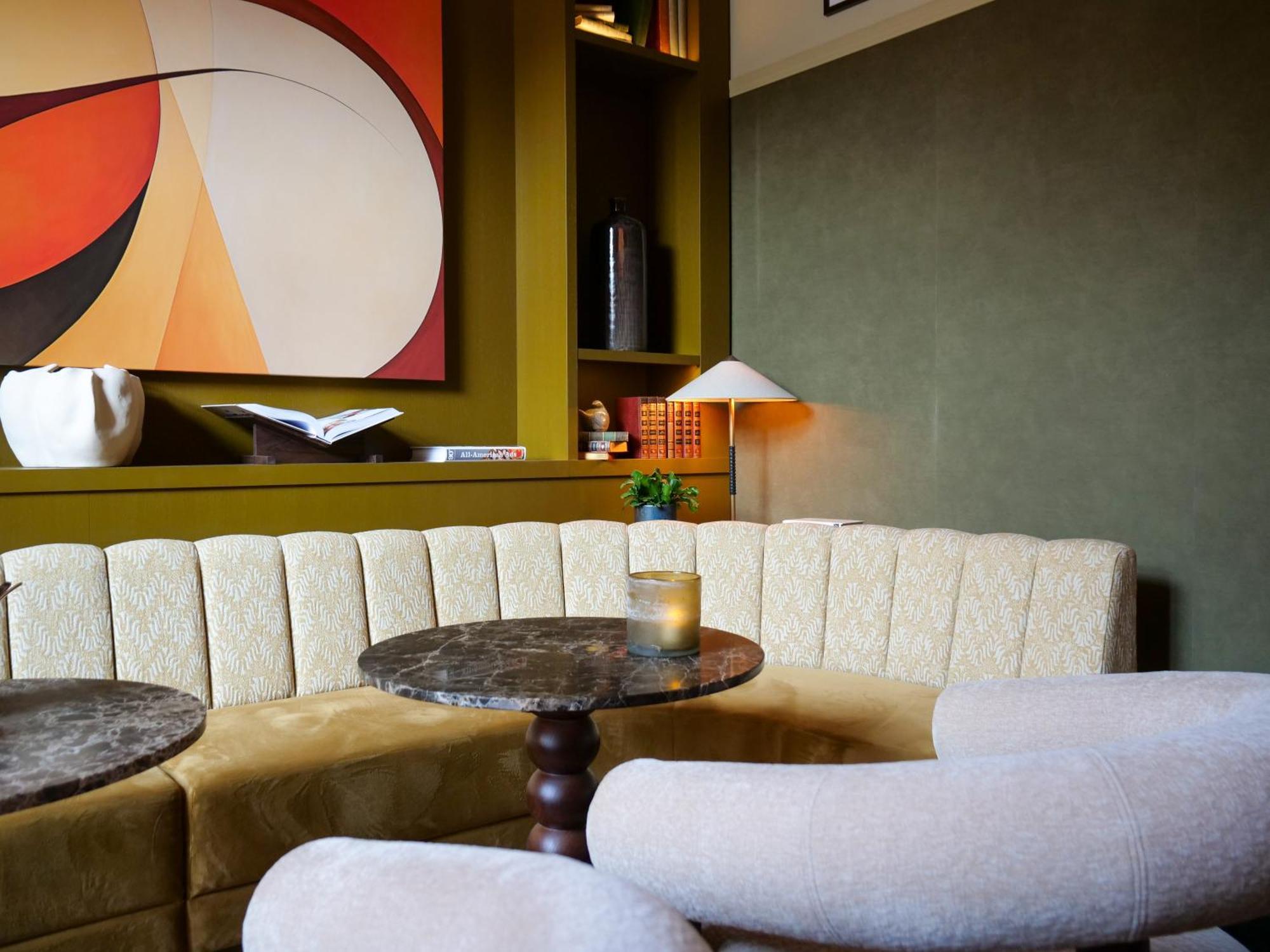 Western Grand Hotel 4*